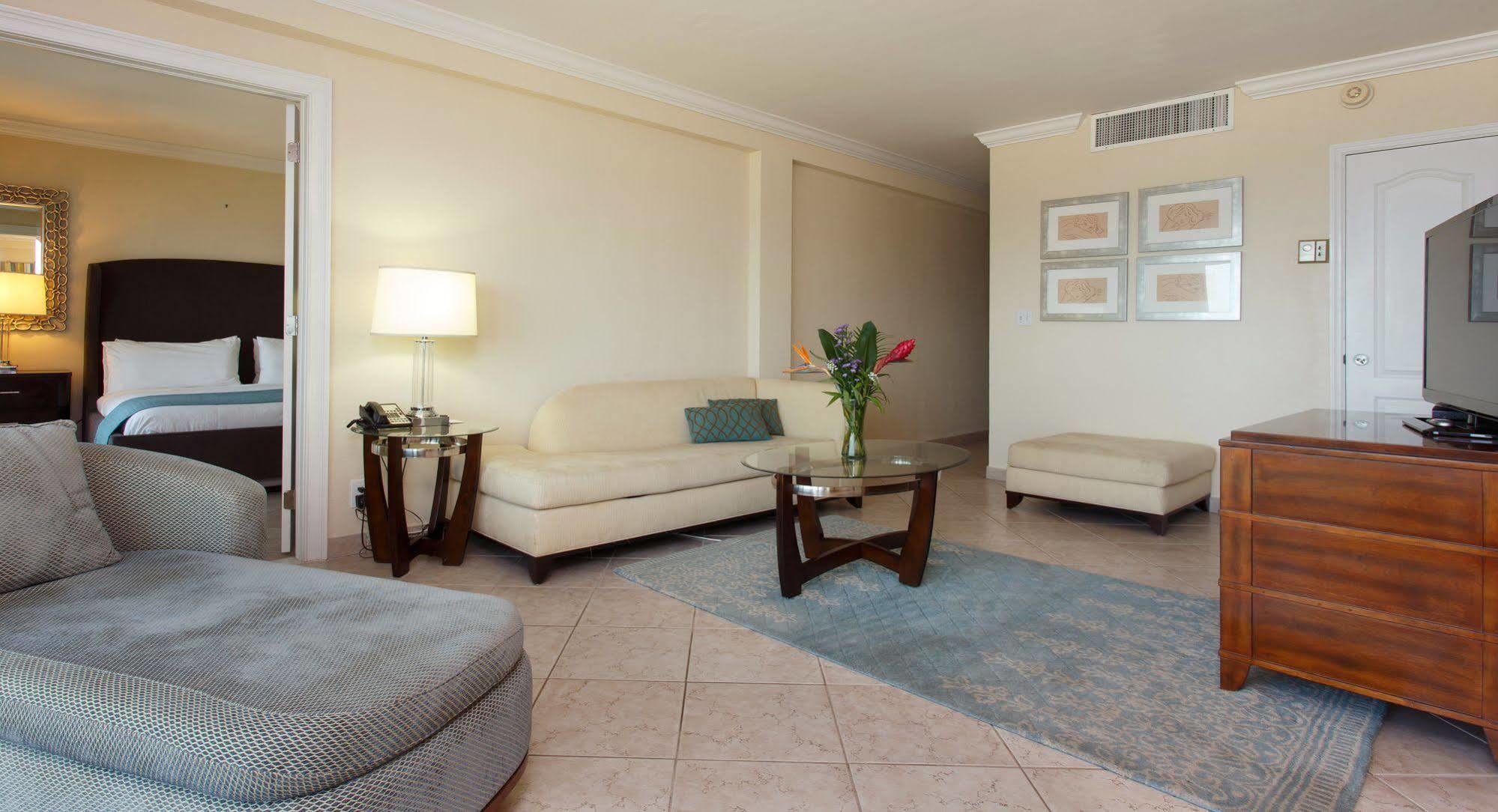 The Sea Lord Hotel & Suites (Adults Only) Lauderdale-by-the-Sea Esterno foto