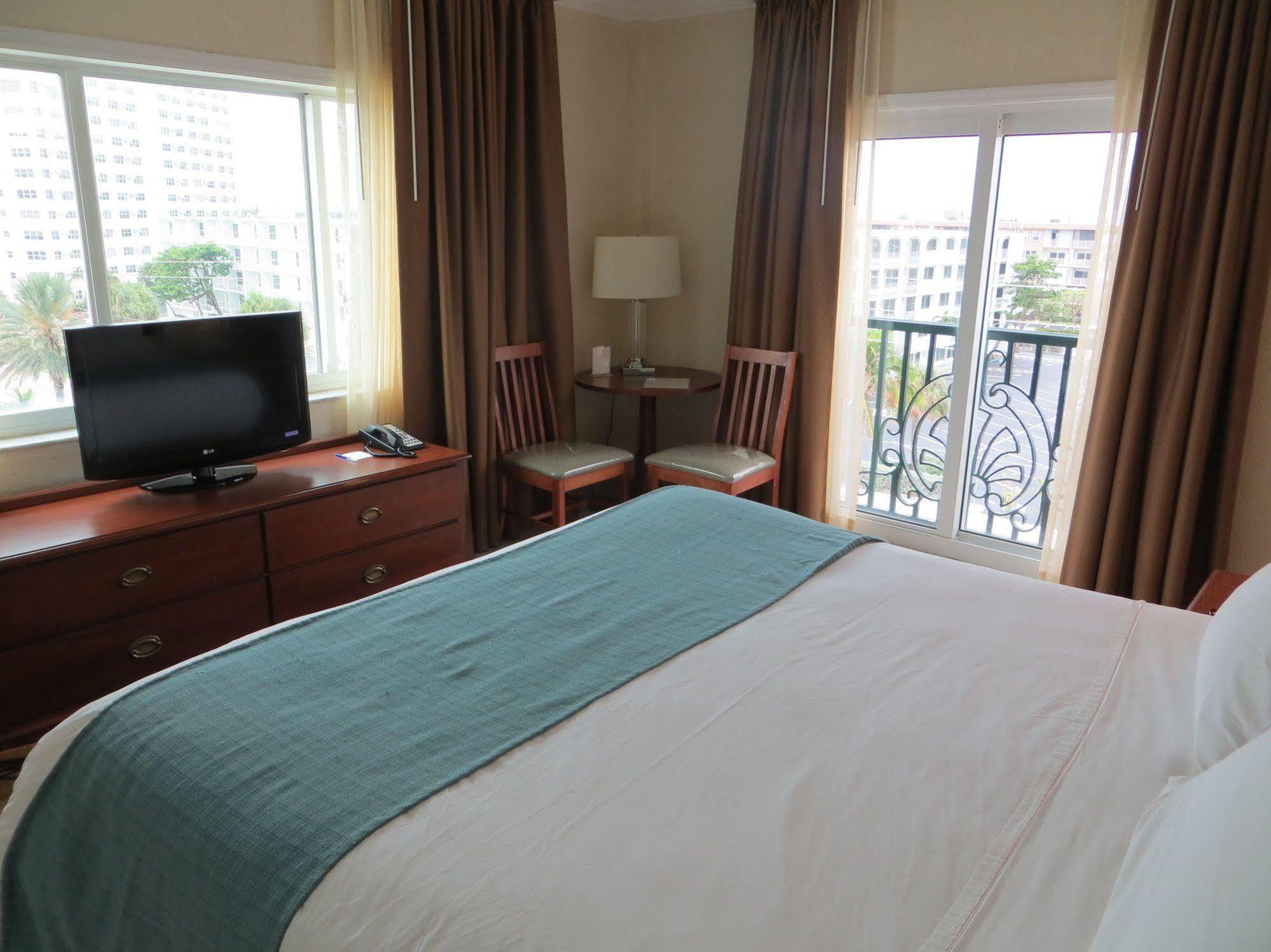 The Sea Lord Hotel & Suites (Adults Only) Lauderdale-by-the-Sea Esterno foto