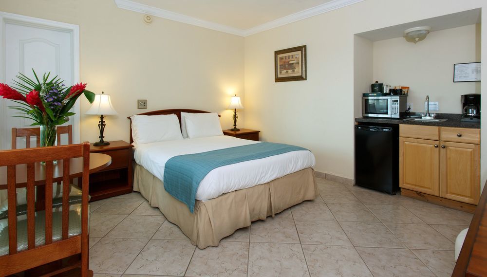 The Sea Lord Hotel & Suites (Adults Only) Lauderdale-by-the-Sea Esterno foto